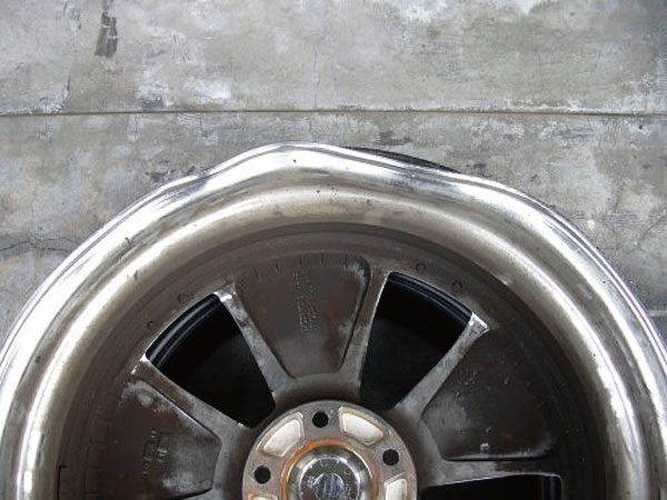 インナーリム曲がり・歪み修理